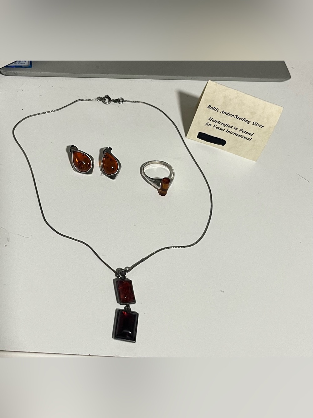 Vintage Baltic amber sterling silver jewlery set.